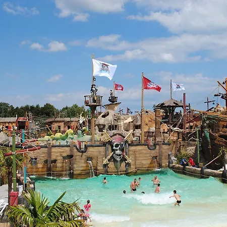 Le Palmarium Park 2*